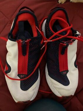 Nike Men's White Navy Red Athletic Sneakers